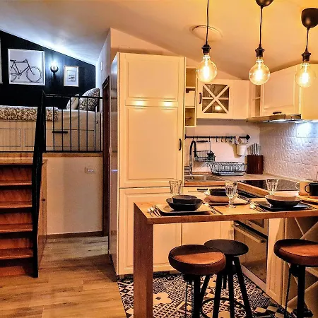 Apartament Katicin *
