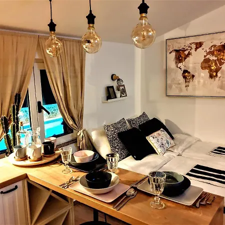 Apartament Katicin