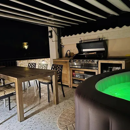 Apartament Katicin
