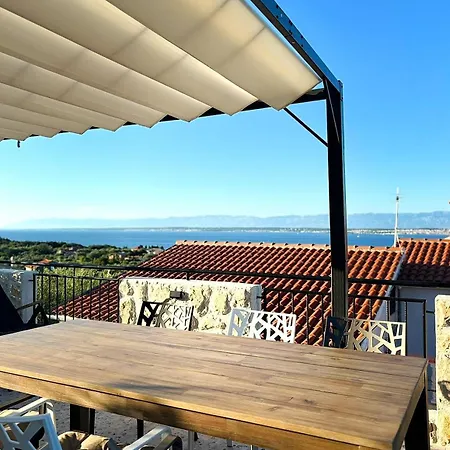 Apartament Katicin
