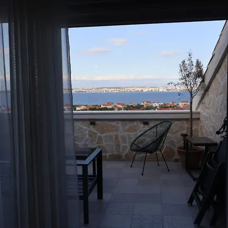Apartment Katicin *