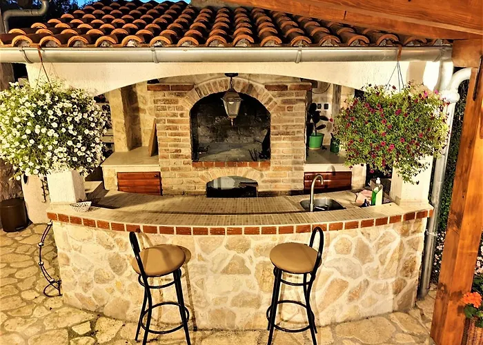 Апартаменты Katicin *