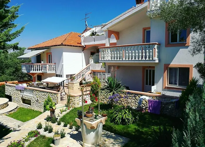 Апартаменты Katicin